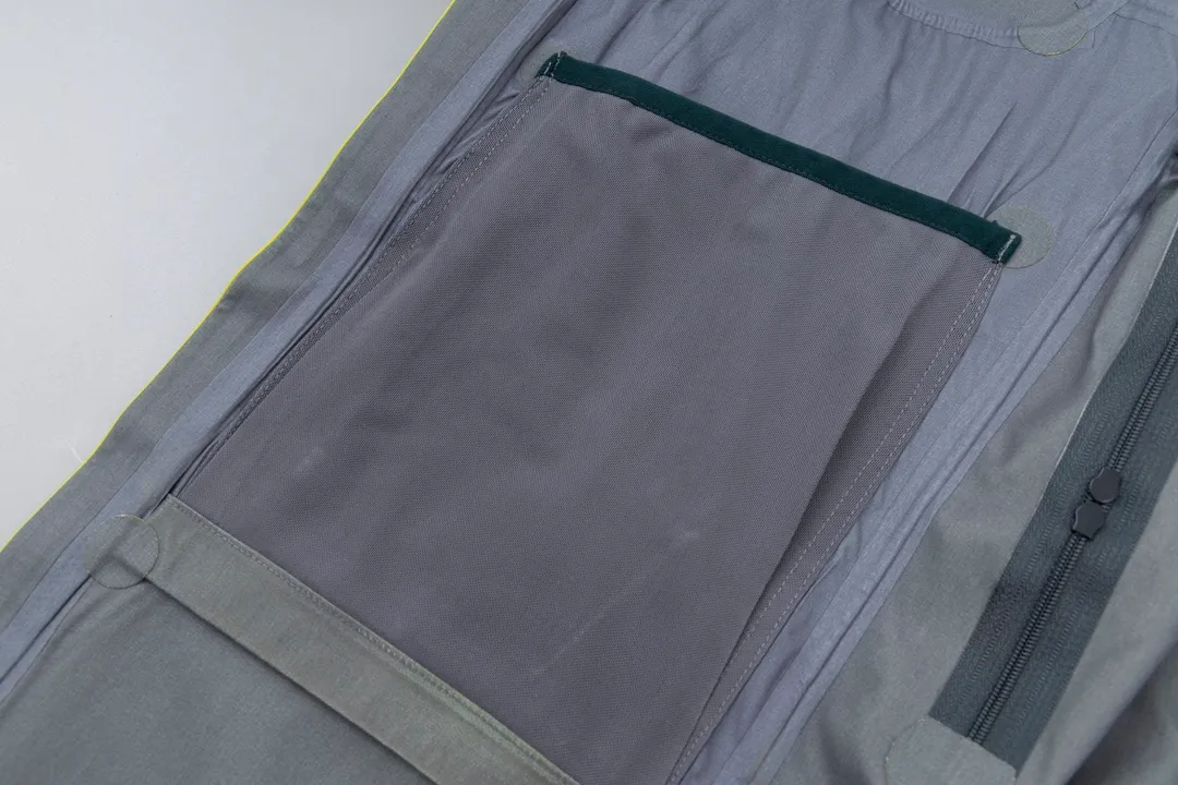Arcteryx Alpha SV GTX ： Wear-Resistant N X GORE-TEX pro Classic ，E 3D ， ， Stormhood 、 ， 、 、 、Breathable Wear-Resistant。 ：S-XL ： ：25681